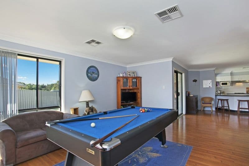 16 Tipperary Drive, ASHTONFIELD NSW 2323, Ashtonfield - Thumbnail 4