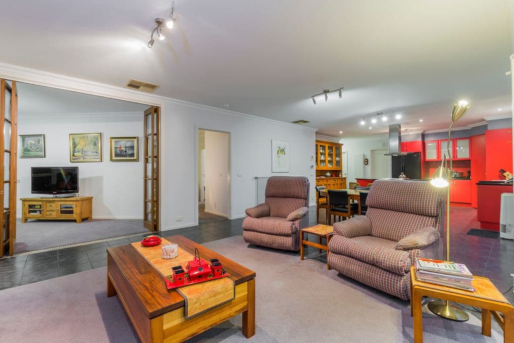 2 Sheringa Crescent, Grovedale VIC 3216, Grovedale - Thumbnail 2