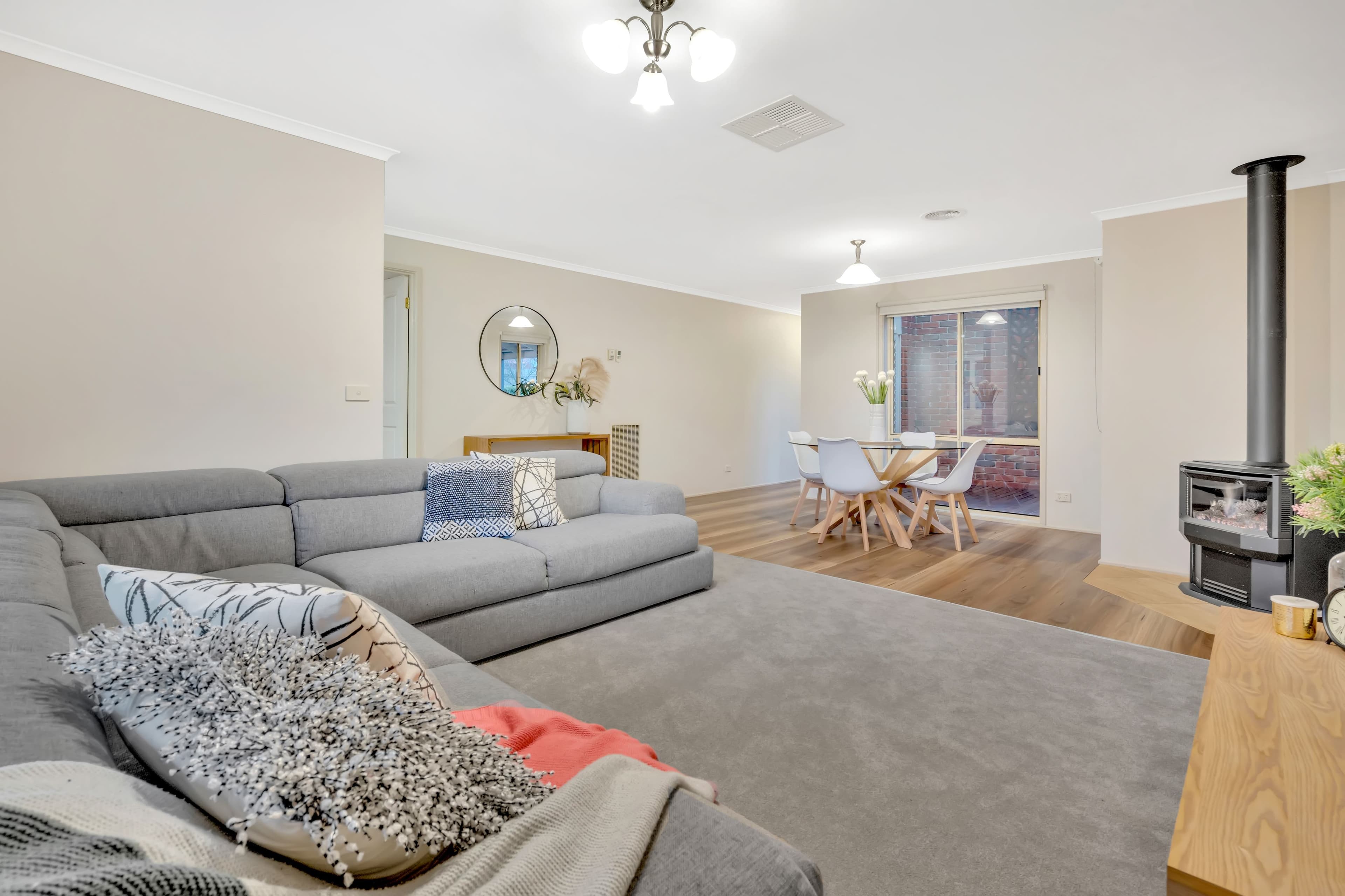 11 Heytesbury Crescent, Craigieburn VIC 3064, Craigieburn - Thumbnail 4