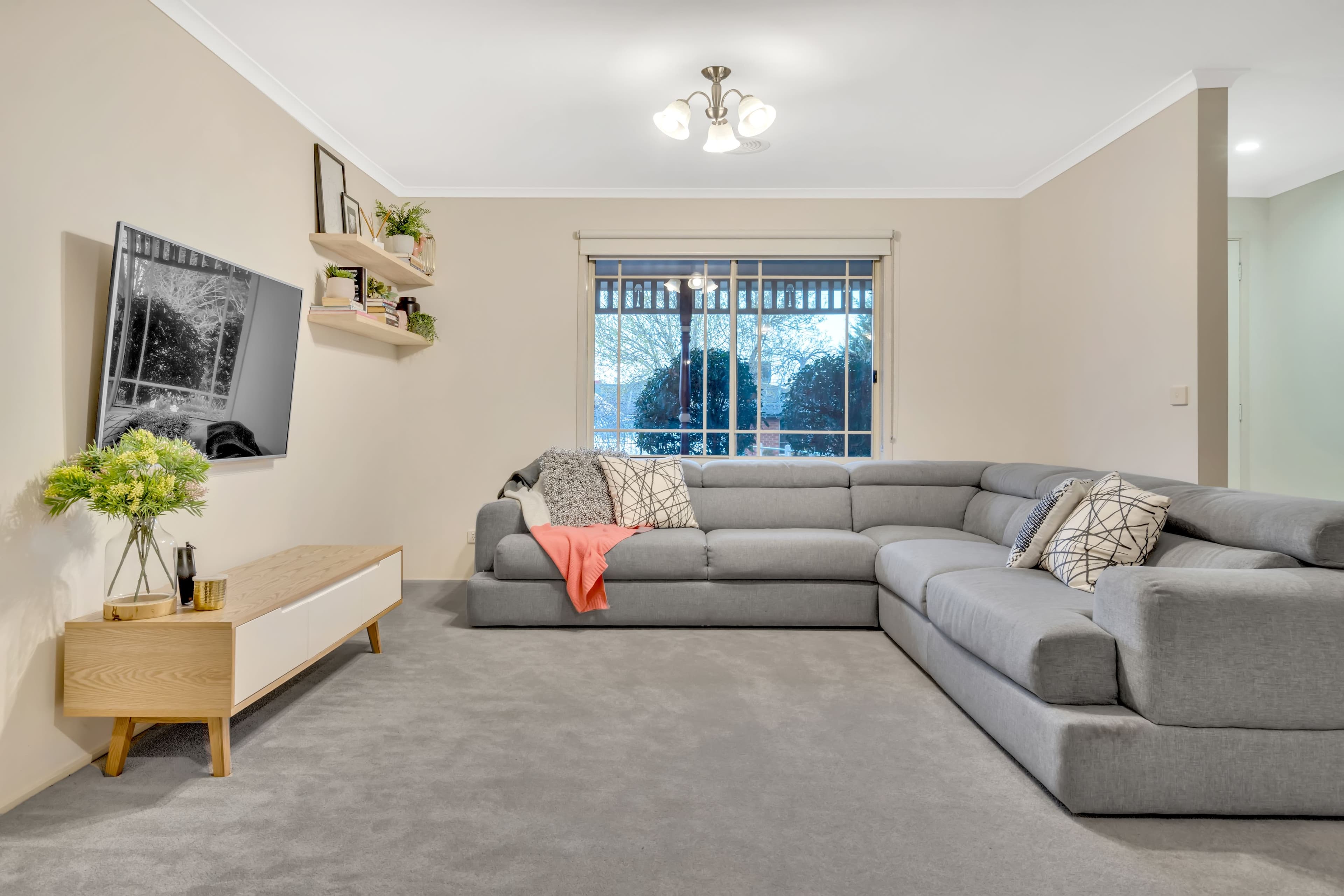 11 Heytesbury Crescent, Craigieburn VIC 3064, Craigieburn - Thumbnail 5