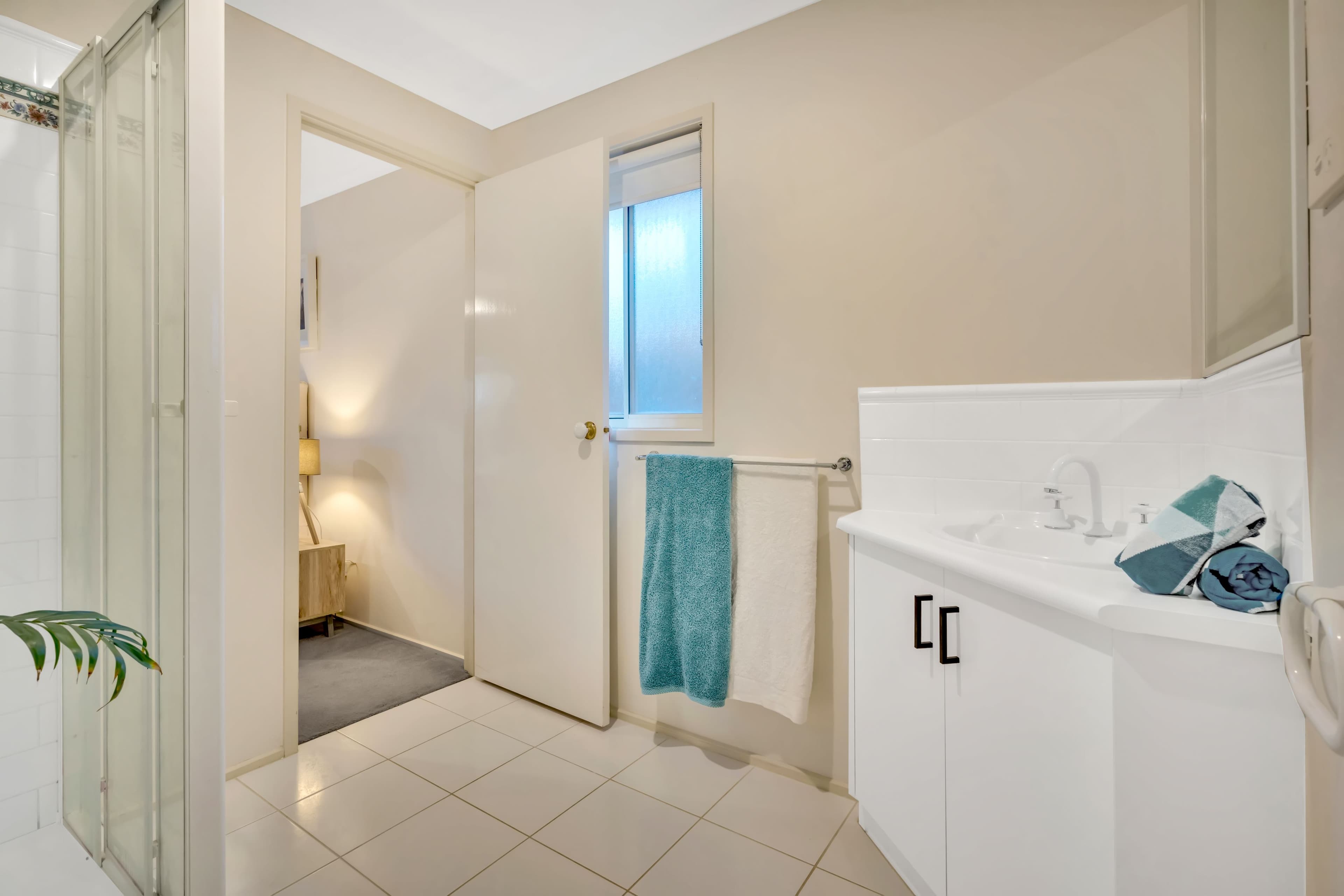 11 Heytesbury Crescent, Craigieburn VIC 3064, Craigieburn - Thumbnail 8
