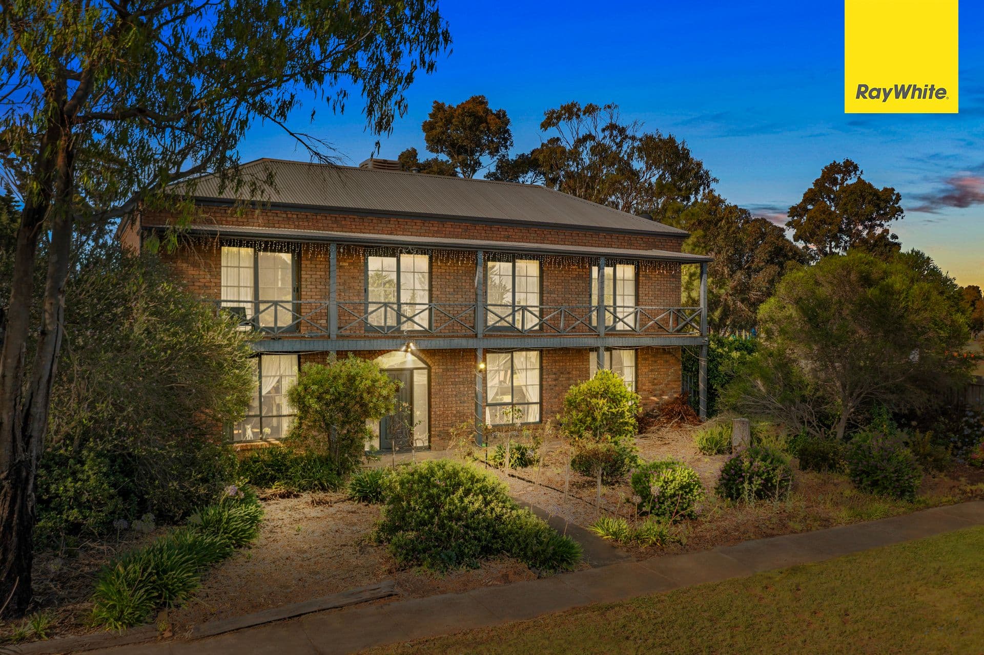 84 Westmelton Drive, Melton West VIC 3337, Melton West - Thumbnail 2