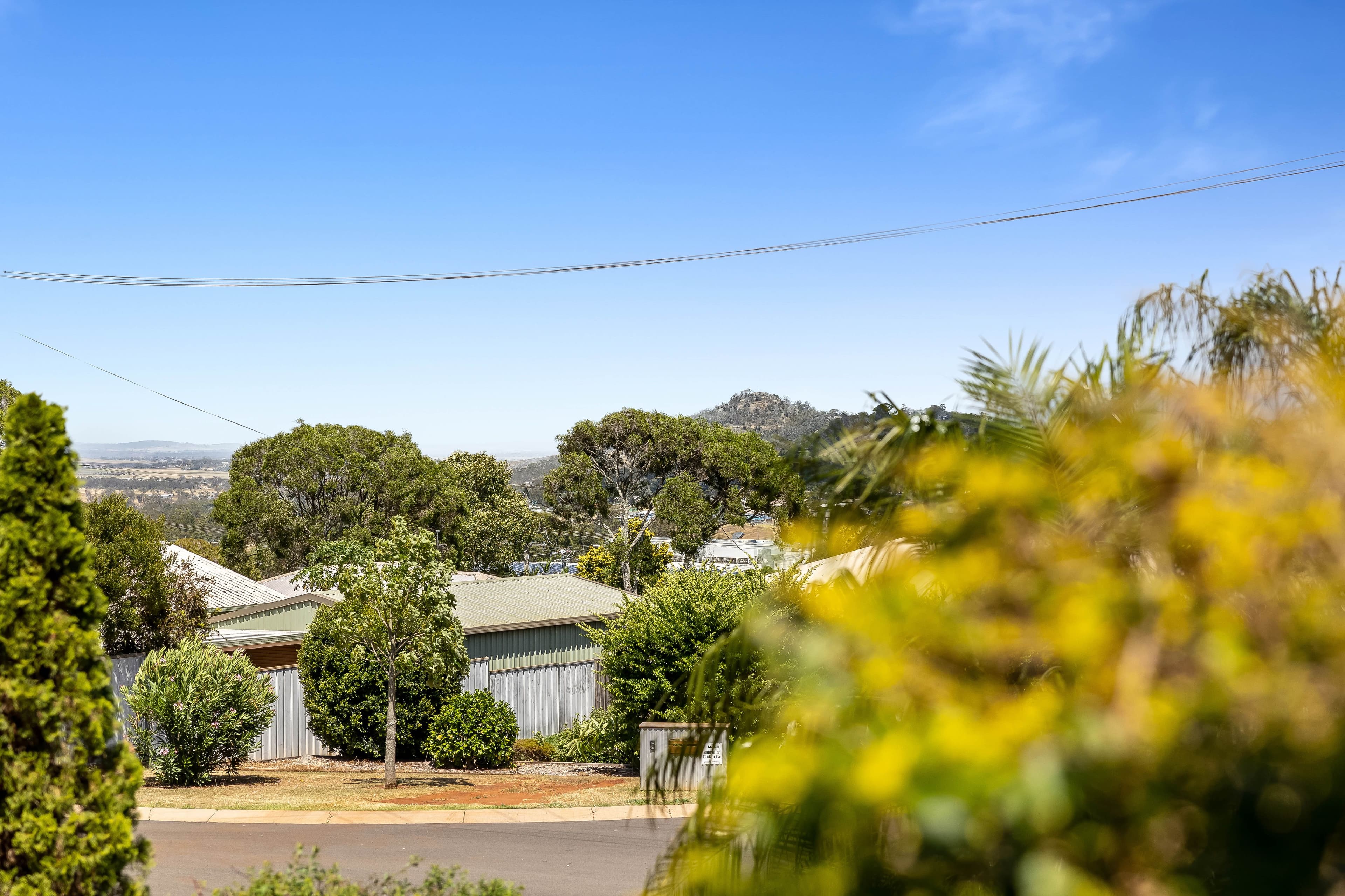 4 Walnut Court, Newtown QLD 4350, Newtown - Thumbnail 2