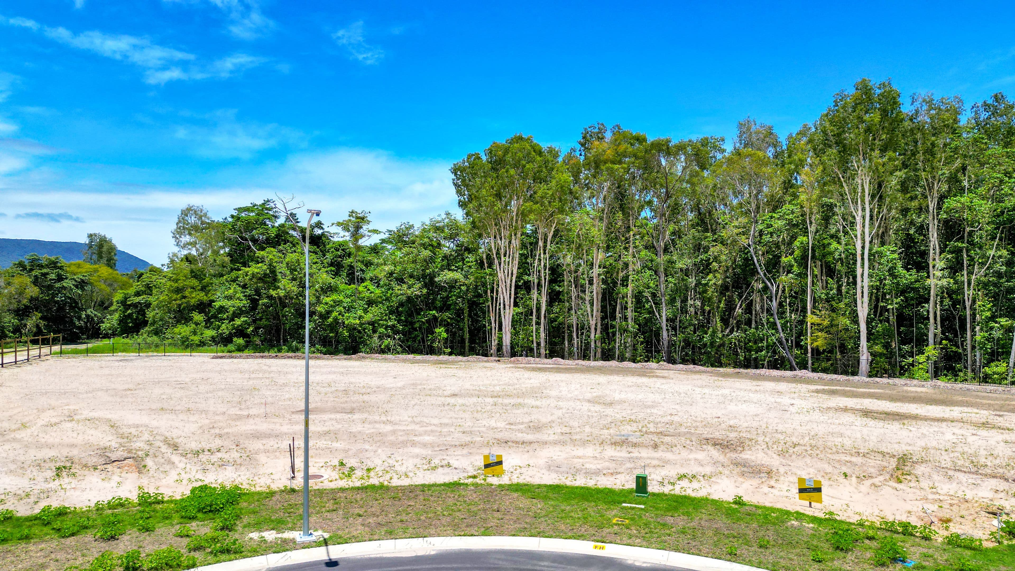 5 Admiral Cove, Trinity Beach QLD 4879, Trinity Beach - Image 1