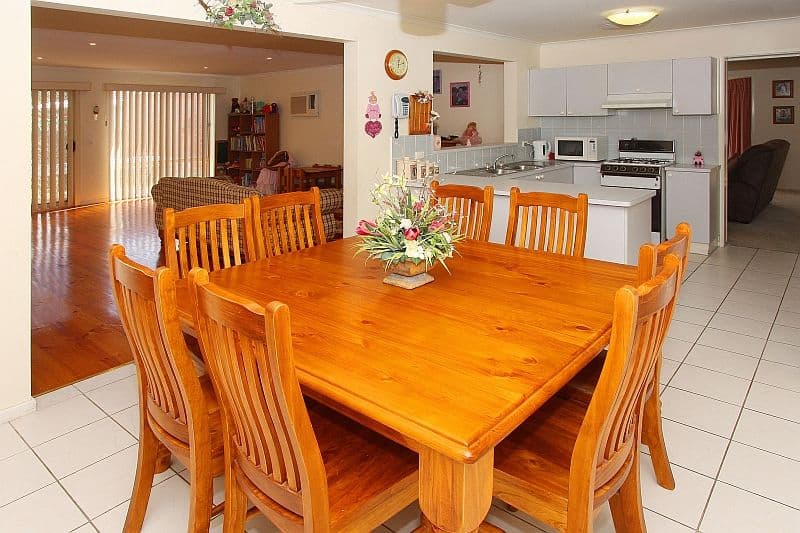 4 Berala Place, MILL PARK VIC 3082, Mill Park - Thumbnail 3