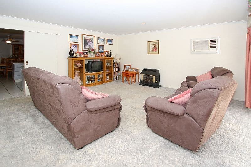 4 Berala Place, MILL PARK VIC 3082, Mill Park - Thumbnail 5