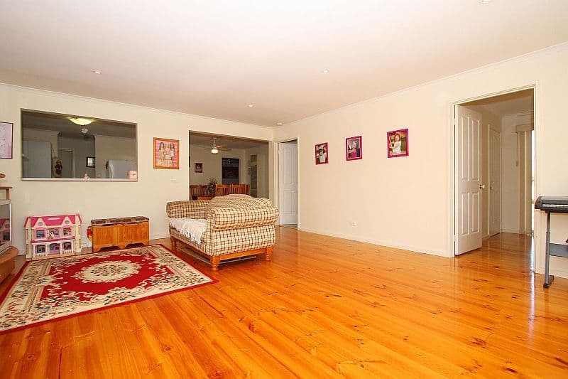 4 Berala Place, MILL PARK VIC 3082, Mill Park - Thumbnail 6