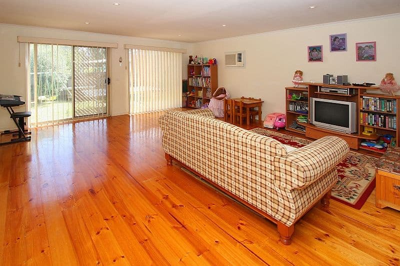 4 Berala Place, MILL PARK VIC 3082, Mill Park - Thumbnail 8