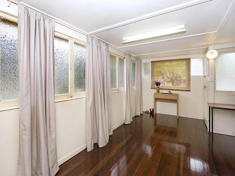 128 Leckie Road, KEDRON QLD 4031, Kedron - Thumbnail 6
