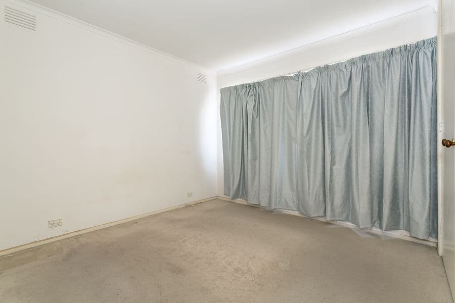 17 Odessa Avenue, KEILOR DOWNS VIC 3038, Keilor Downs - Thumbnail 5