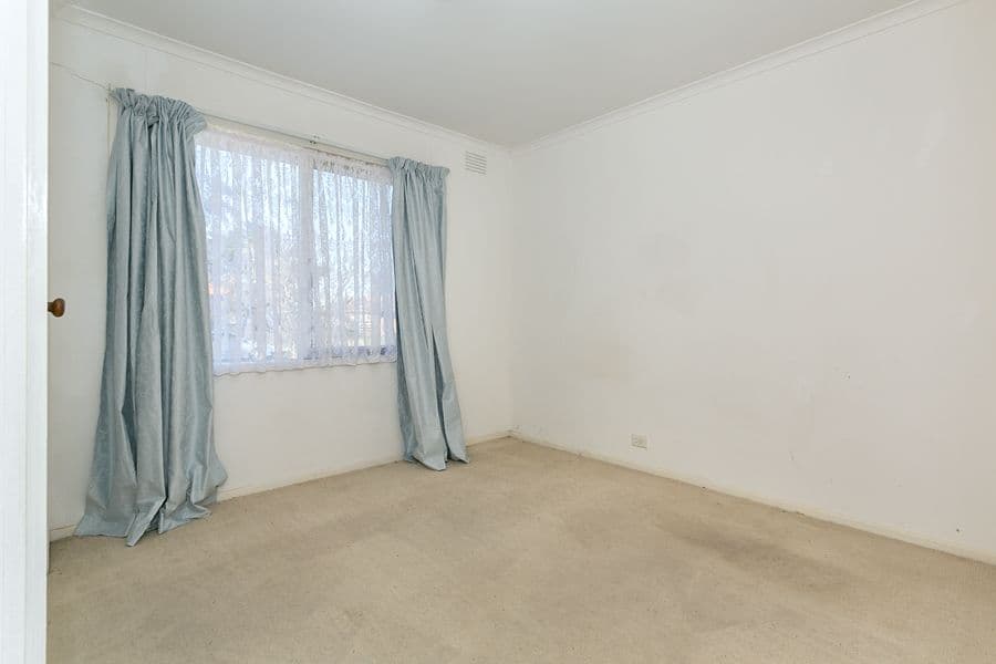 17 Odessa Avenue, KEILOR DOWNS VIC 3038, Keilor Downs - Thumbnail 6