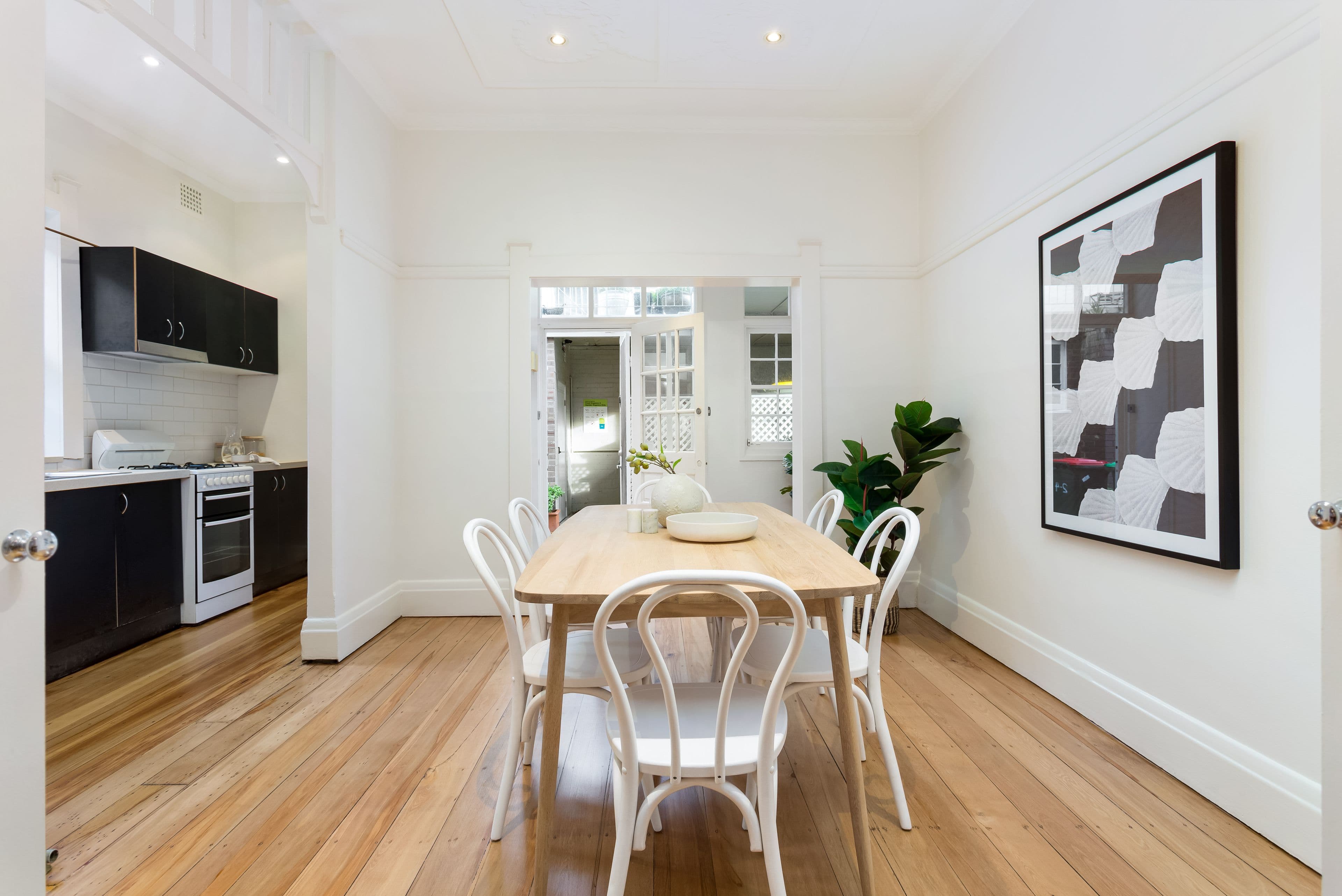 2 Kidman Street, Coogee NSW 2034, Coogee - Thumbnail 2