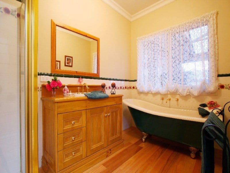 2 Pinehill Way, DOREEN VIC 3754, Doreen - Thumbnail 5
