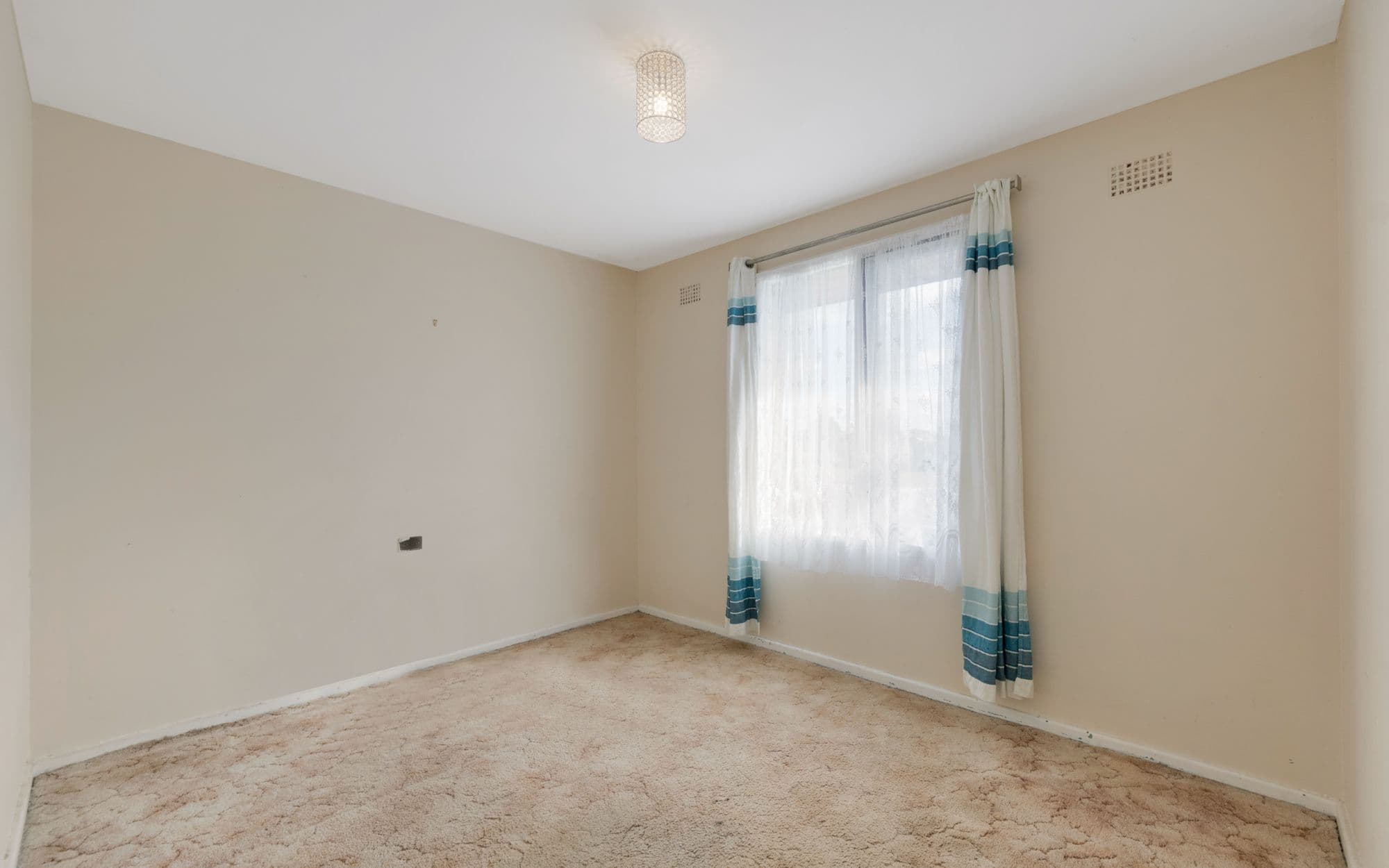16 Merino Crescent, Airds NSW 2560, Airds - Thumbnail 5