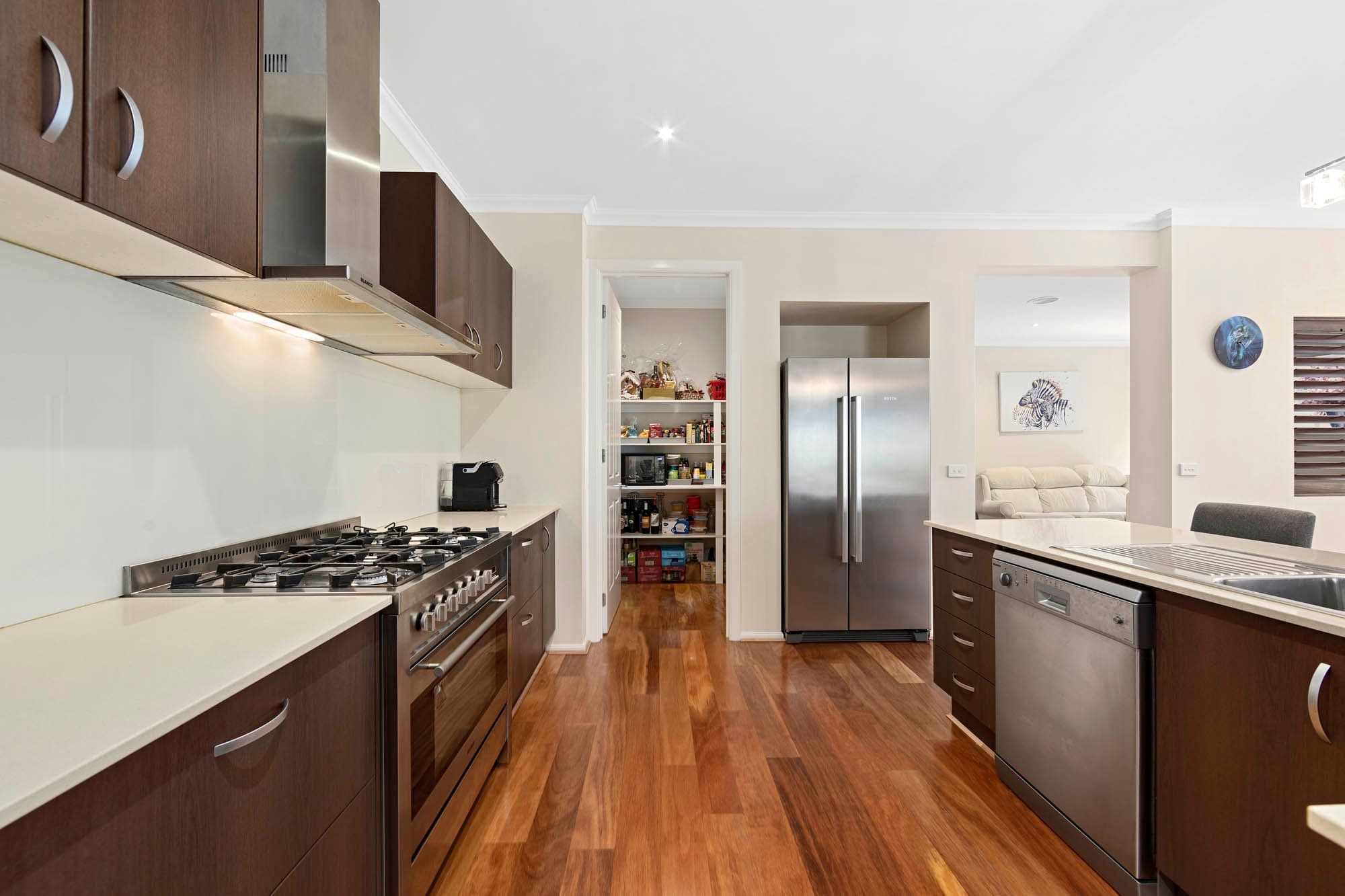 6 Viridian Drive, Hillside VIC 3037, Hillside - Thumbnail 4