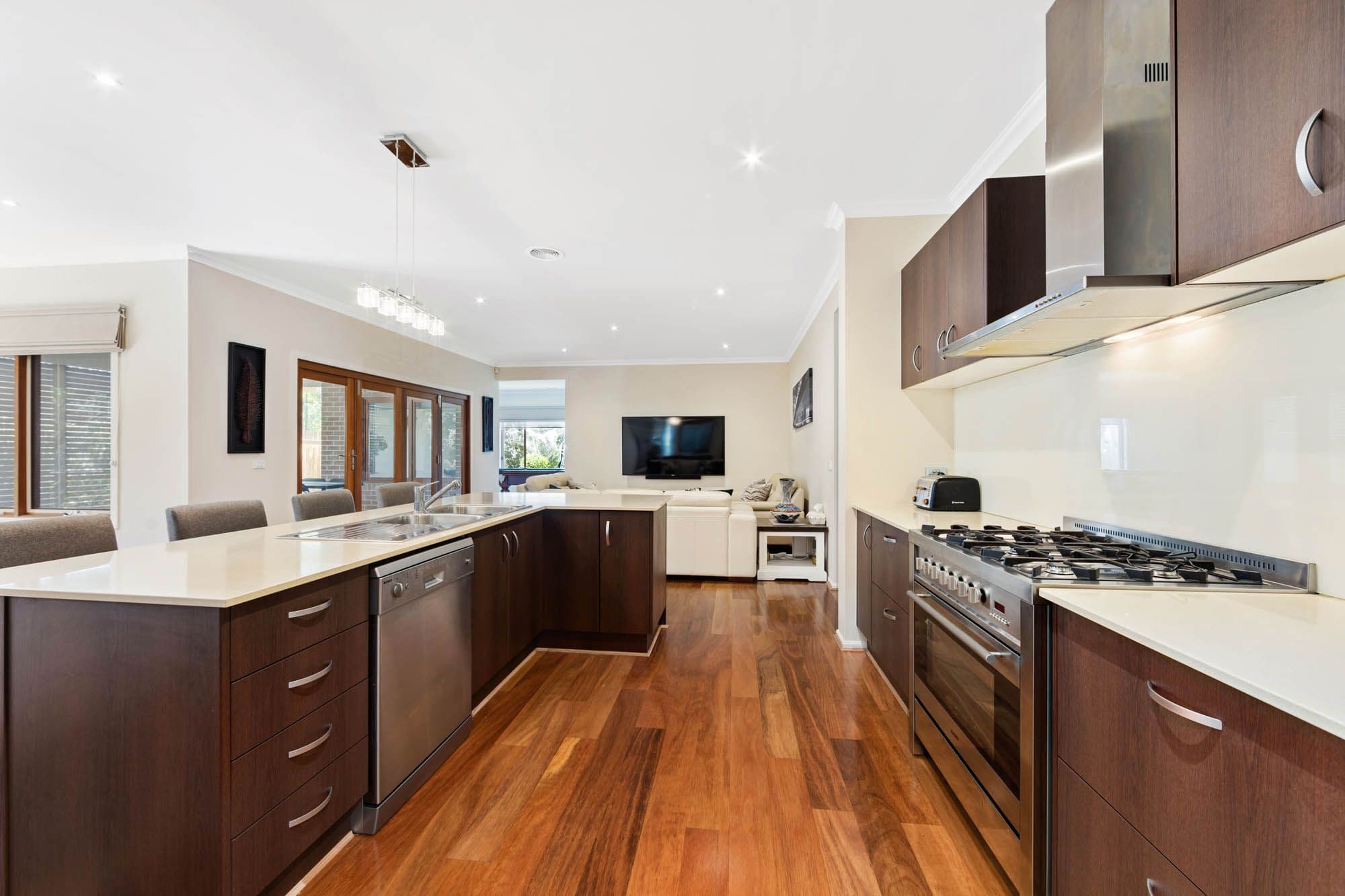 6 Viridian Drive, Hillside VIC 3037, Hillside - Thumbnail 5