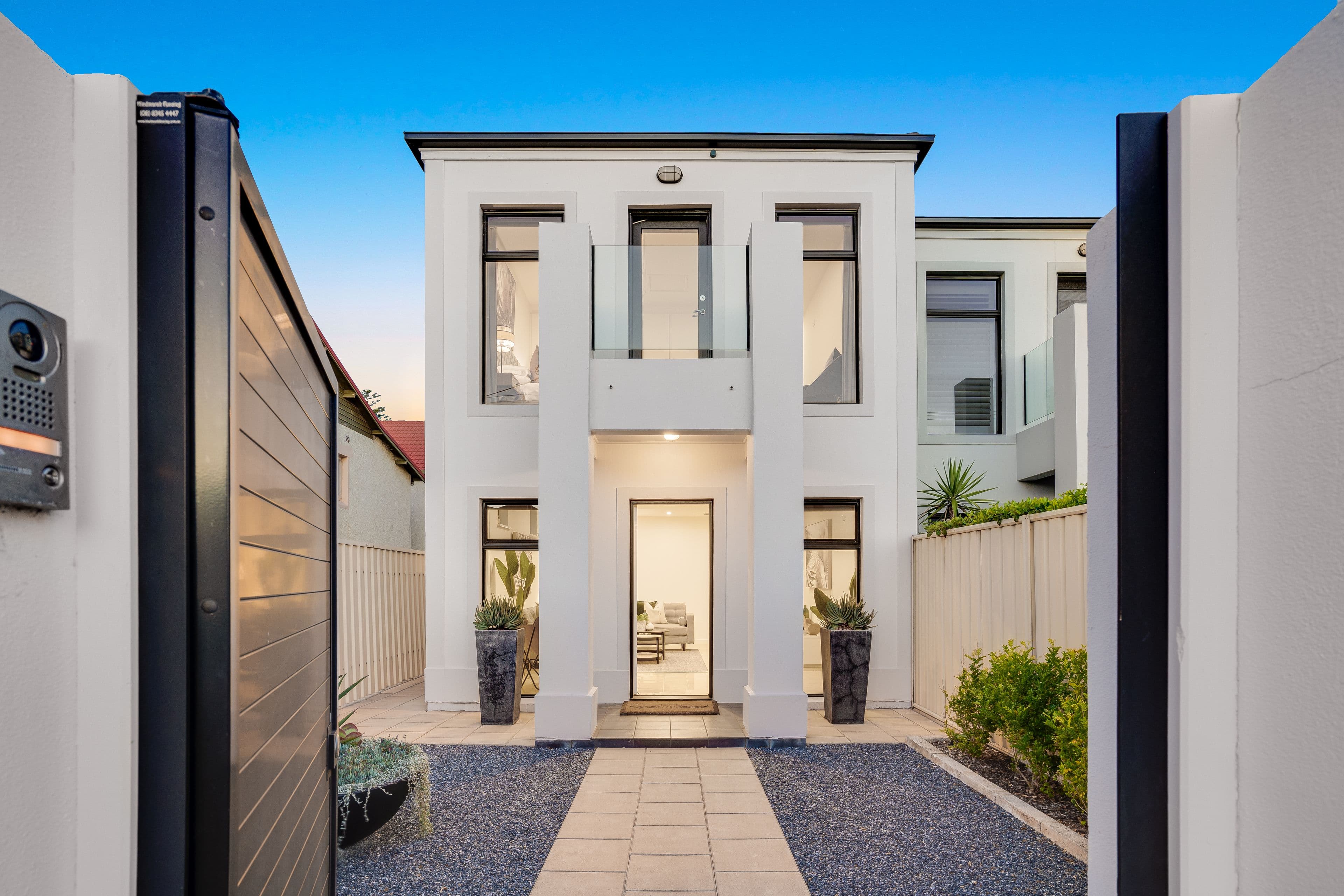 250E Seaview Road, Henley Beach SA 5022, Henley Beach - Thumbnail 2