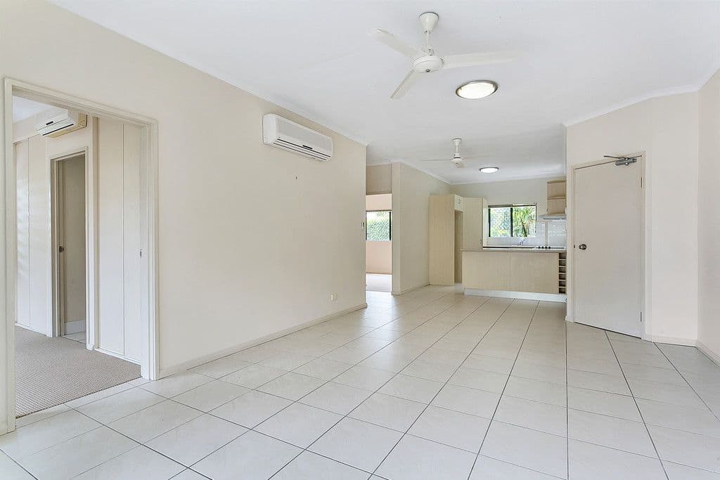 12 Oyster Court, Trinity Beach QLD 4879, Trinity Beach - Thumbnail 2