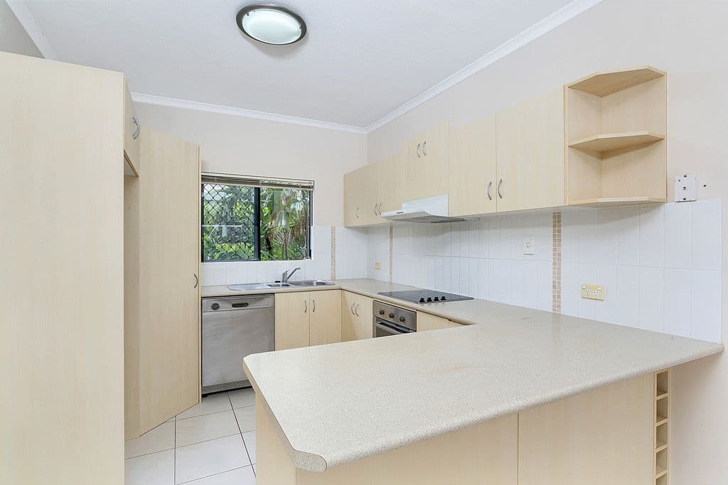 12 Oyster Court, Trinity Beach QLD 4879, Trinity Beach - Thumbnail 4