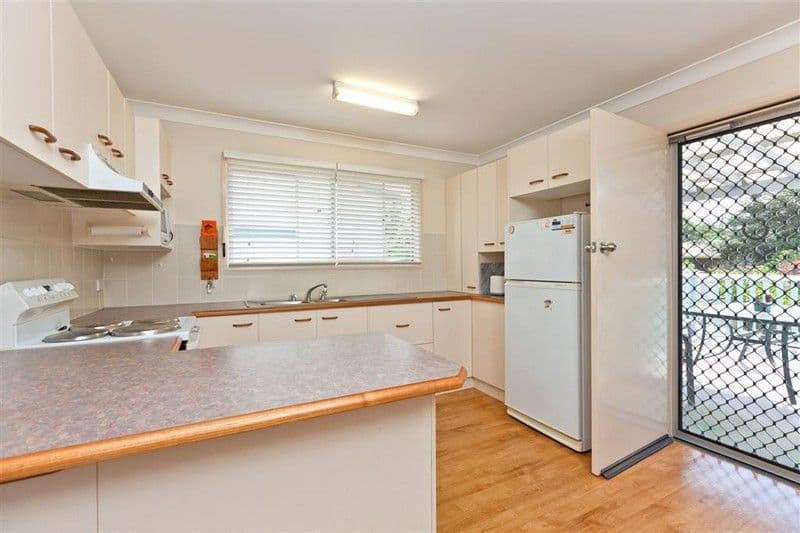 20 Simpson Street, CAPALABA QLD 4157, Capalaba - Thumbnail 5