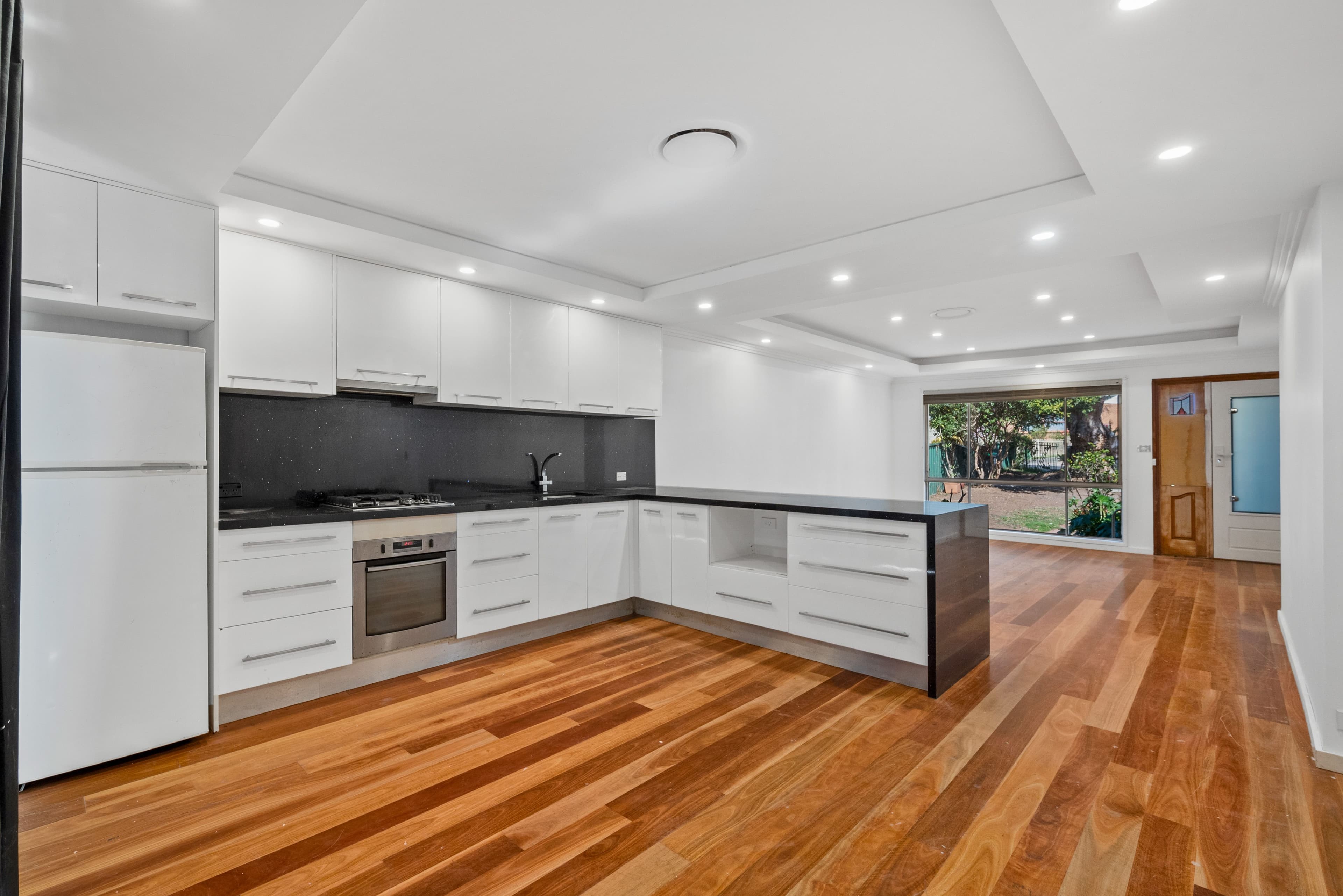 12 Brett Place, Ingleburn NSW 2565, Ingleburn - Thumbnail 4