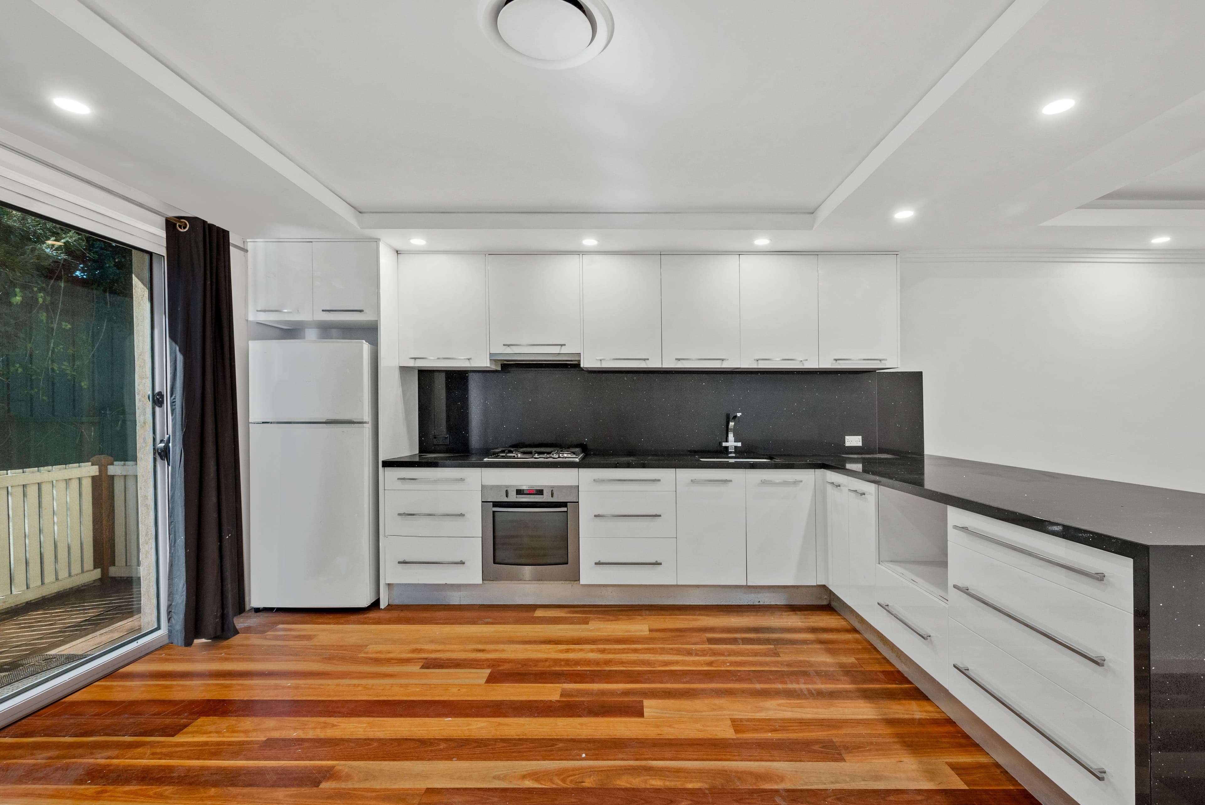 12 Brett Place, Ingleburn NSW 2565, Ingleburn - Thumbnail 5