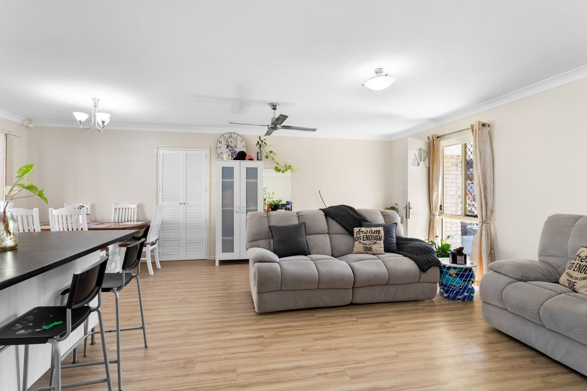 8 Jesse Court, Deception Bay QLD 4508, Deception Bay - Thumbnail 2