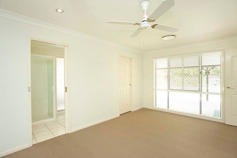 2 Royal Court, Ivanhoe, Ivanhoe - Thumbnail 8