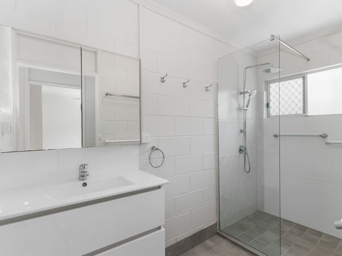 7 Richmond Street, Hermit Park QLD 4812, Hermit Park - Image 1