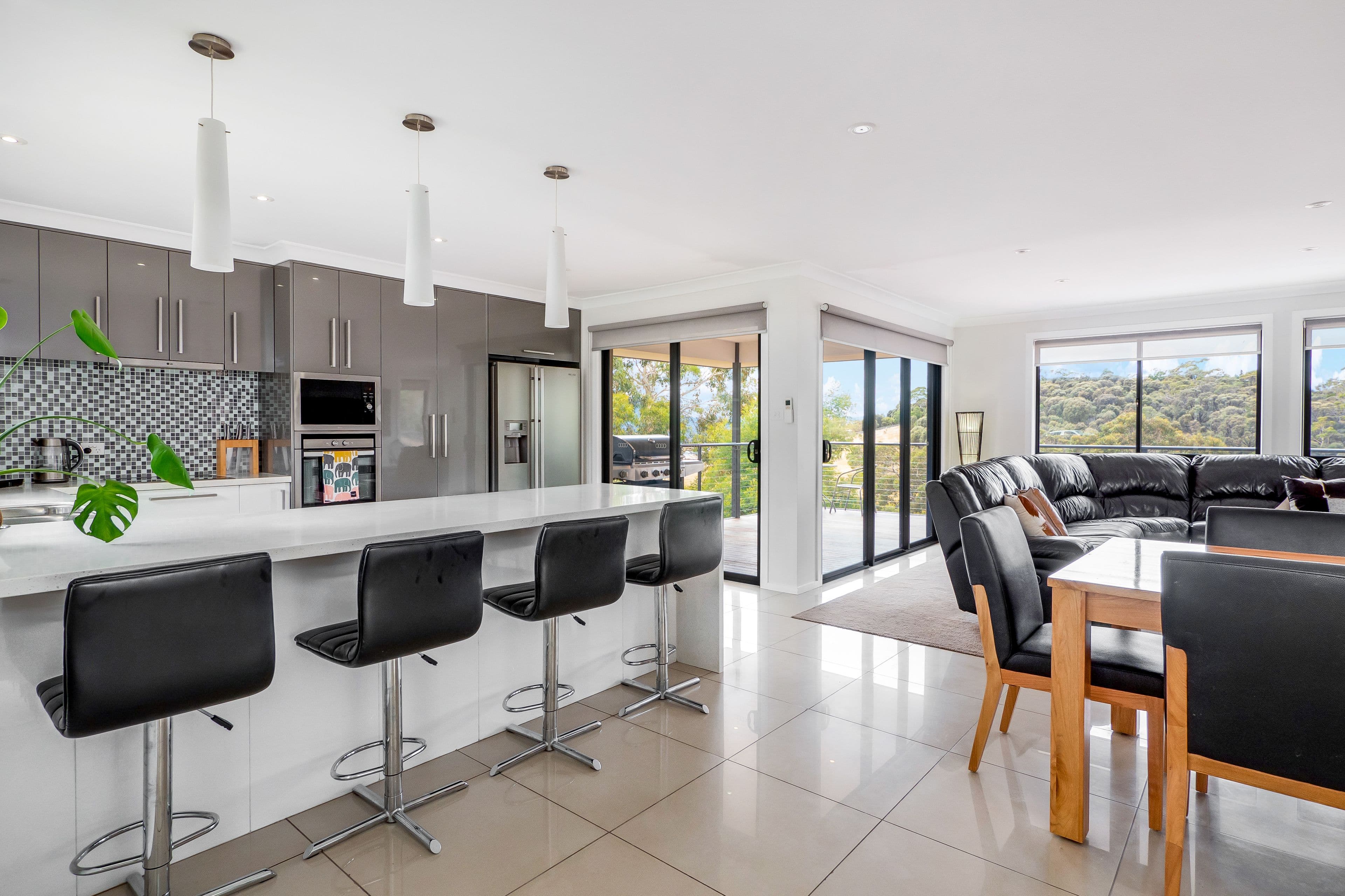 21 Wallcrest Road, Berriedale TAS 7011, Berriedale - Thumbnail 3