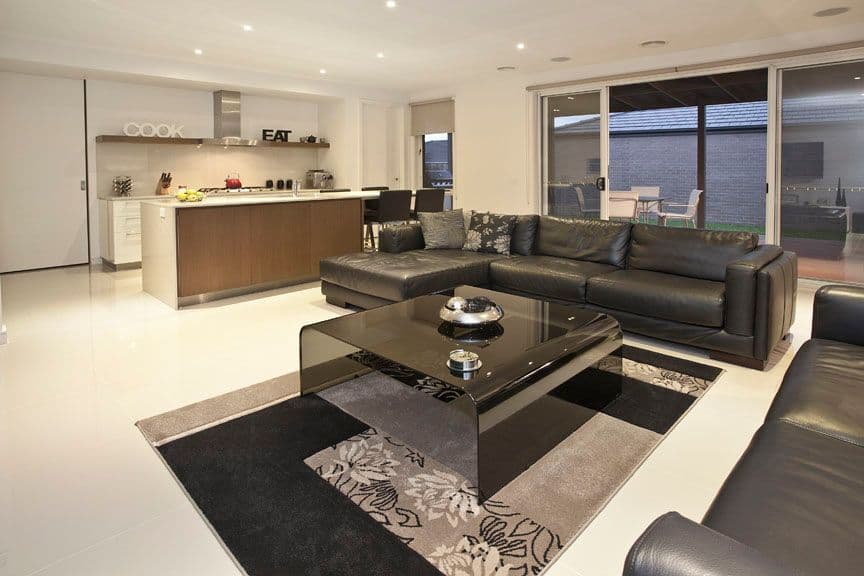 8 Lipton Drive, Dandenong North, Dandenong North - Thumbnail 3