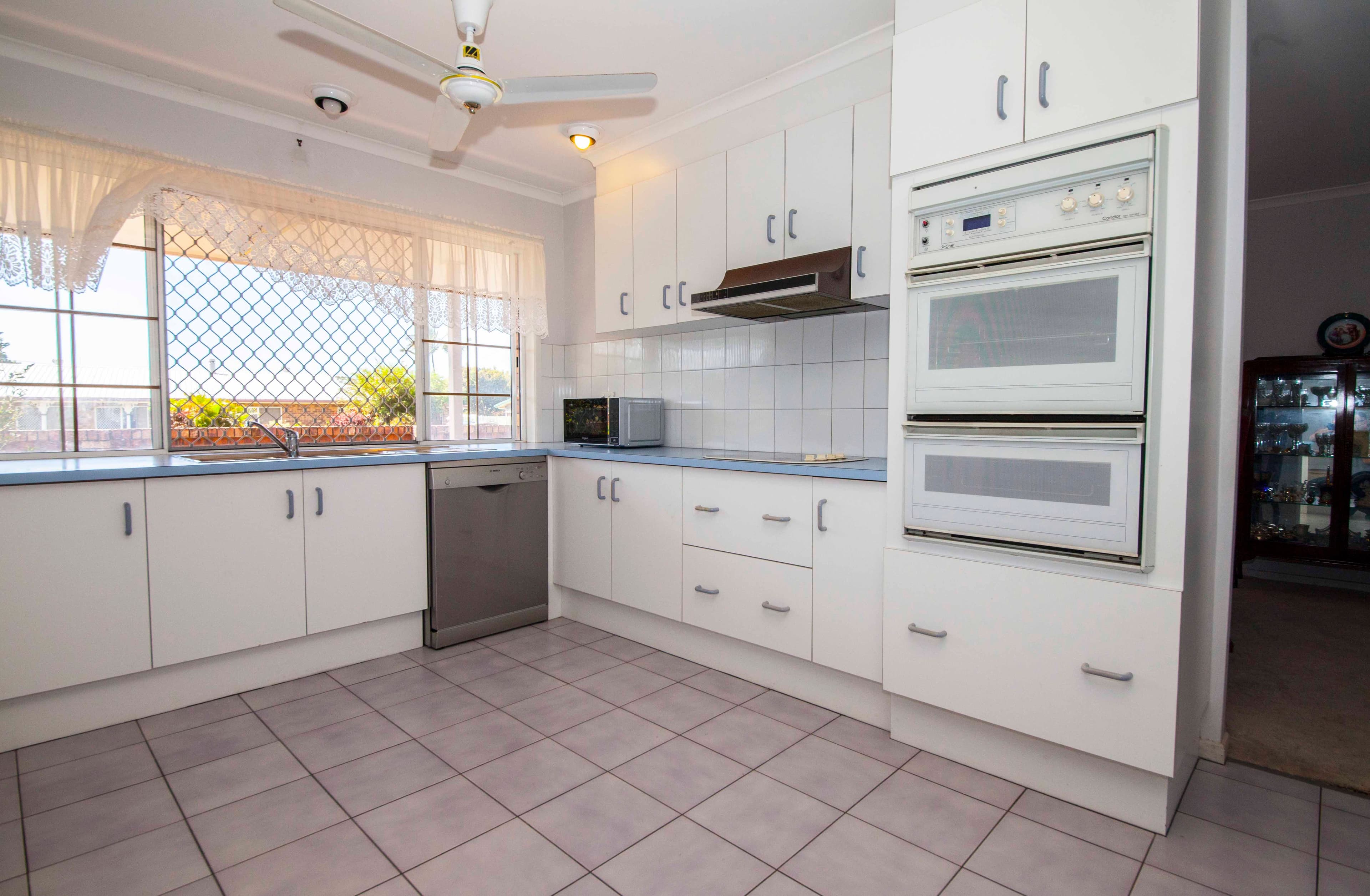 22 McGhie Avenue, Maryborough QLD 4650, Maryborough - Thumbnail 3