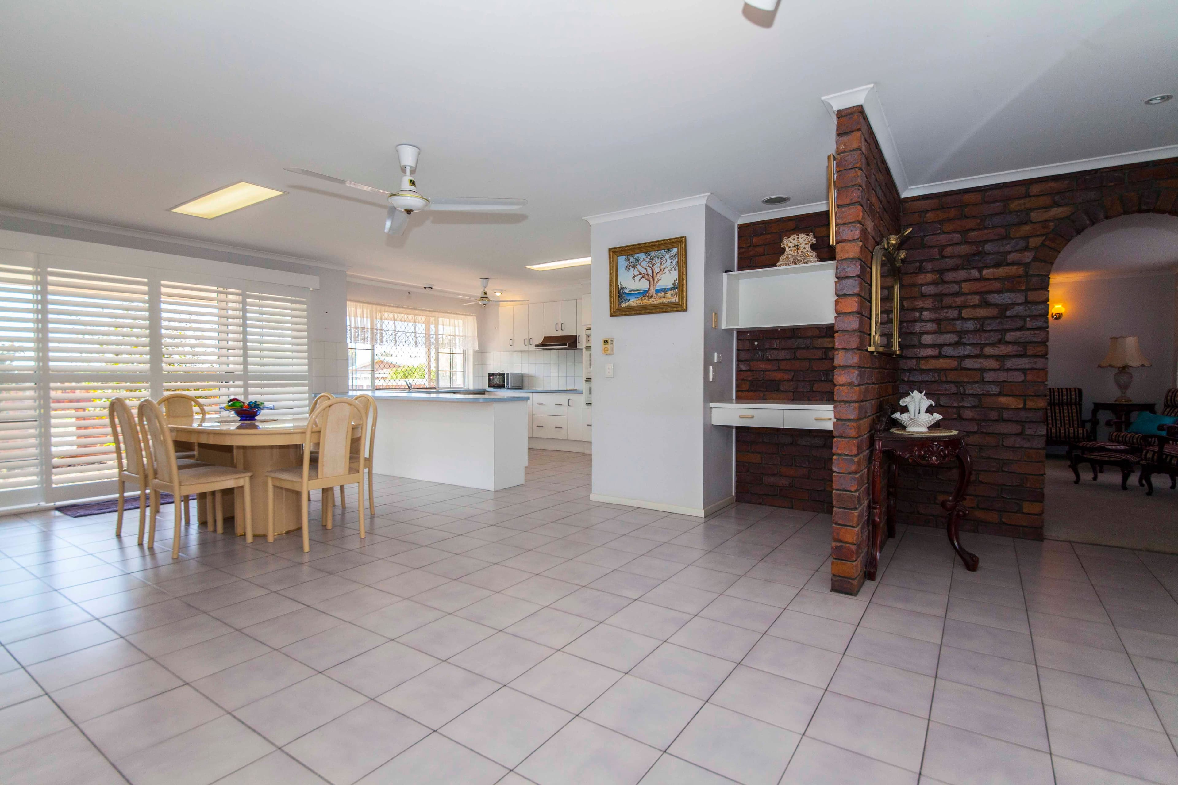 22 McGhie Avenue, Maryborough QLD 4650, Maryborough - Thumbnail 5
