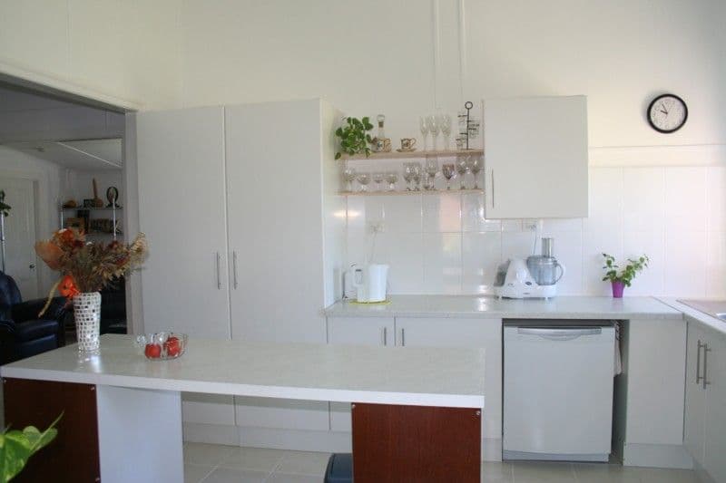 39 Douglas Street, TENTERFIELD NSW 2372, Tenterfield - Thumbnail 4
