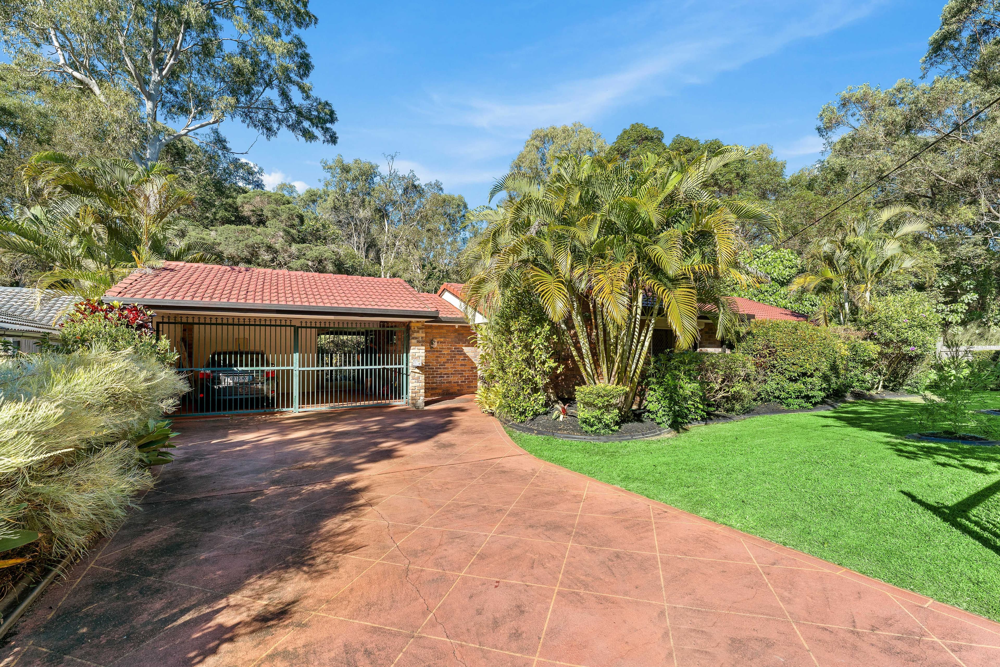 11 Dorset Drive, Springwood QLD 4127, Springwood - Thumbnail 3