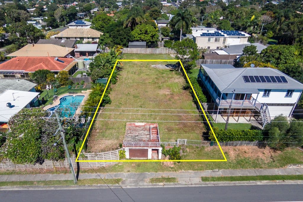 48 Central Street, Labrador QLD 4215, Labrador - Thumbnail 2