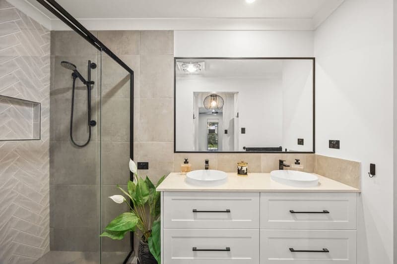 52 Caladenia Street, Deebing Heights - Thumbnail 3
