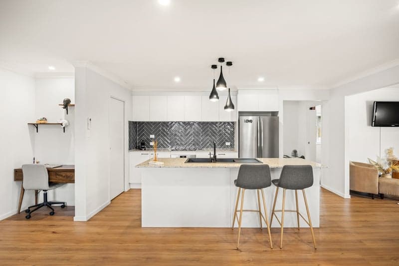 52 Caladenia Street, Deebing Heights - Thumbnail 4