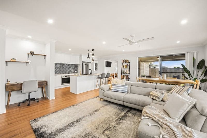 52 Caladenia Street, Deebing Heights - Thumbnail 6