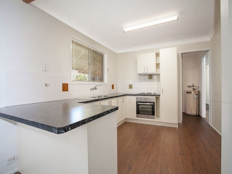 32 Cowen Street, MARGATE QLD 4019, Margate - Thumbnail 2