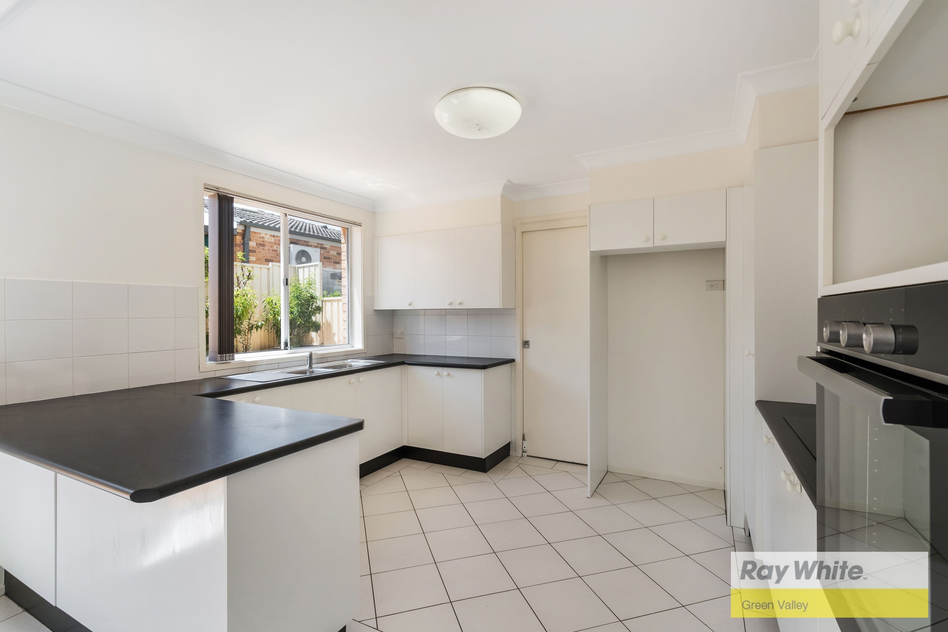 11 Abbeville Close, Prestons NSW 2170, Prestons - Thumbnail 5