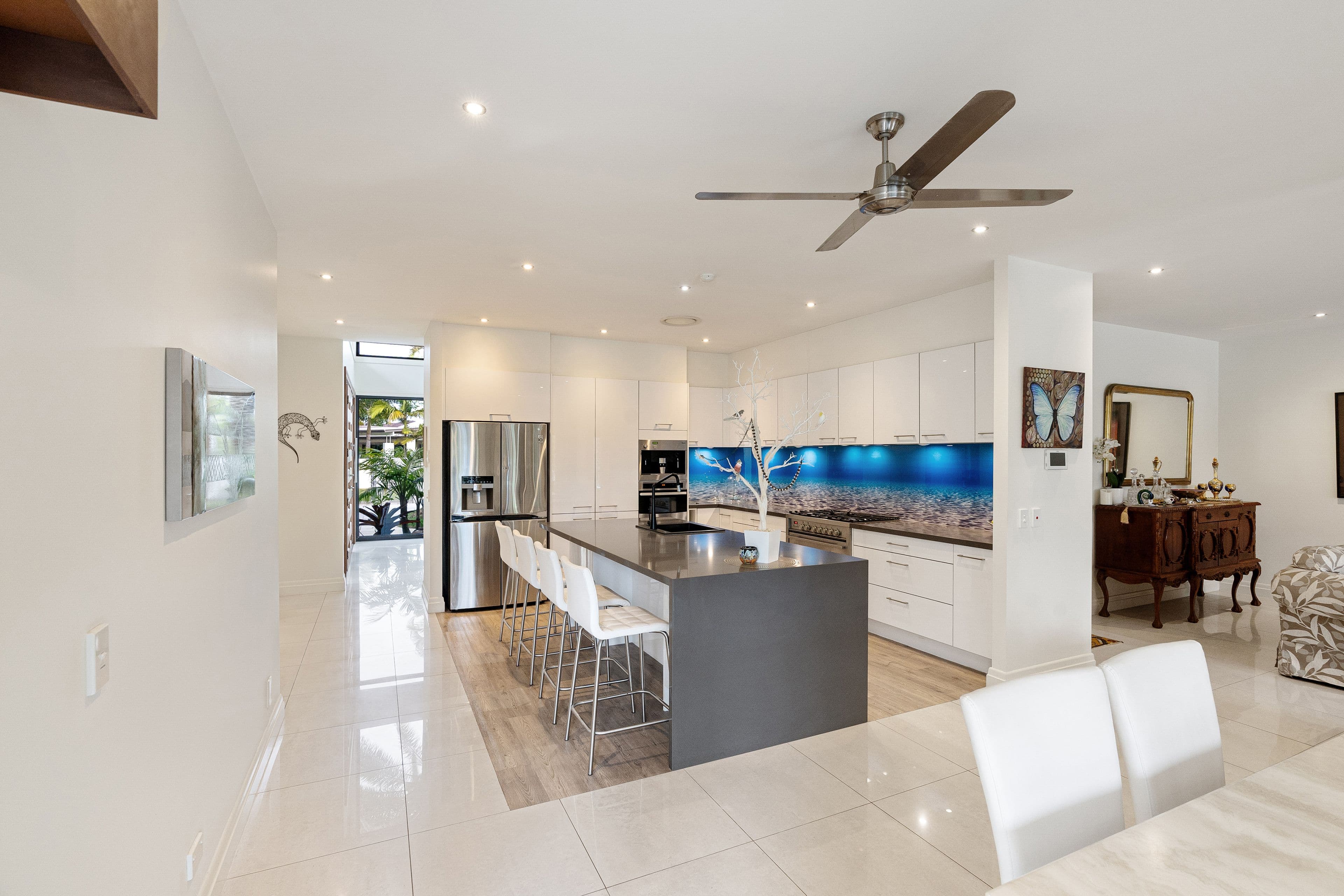 8056 Riverside Drive, Sanctuary Cove QLD 4212, Sanctuary Cove - Thumbnail 4