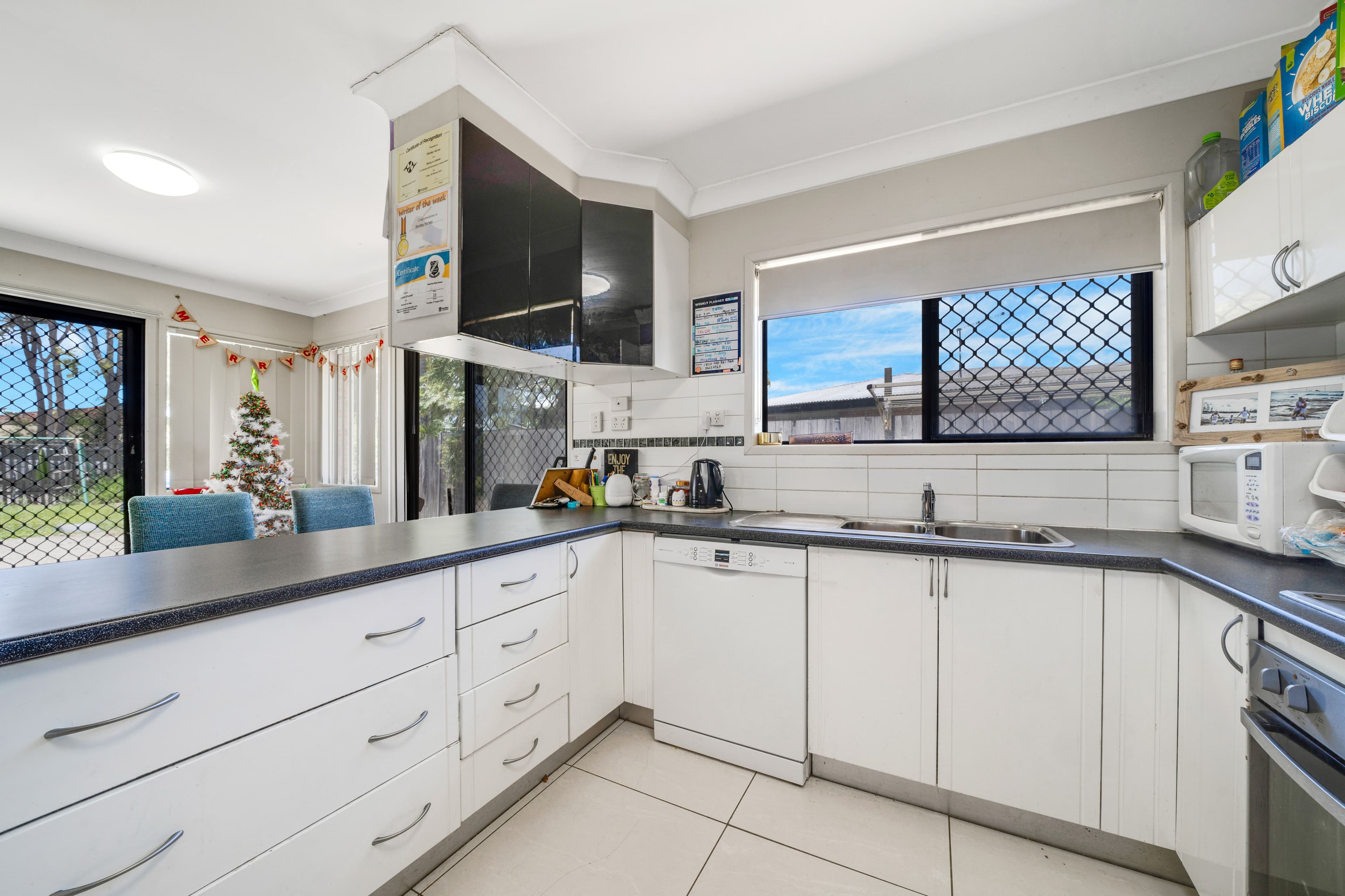 1 Crestview Street, Loganlea QLD 4131, Loganlea - Thumbnail 3