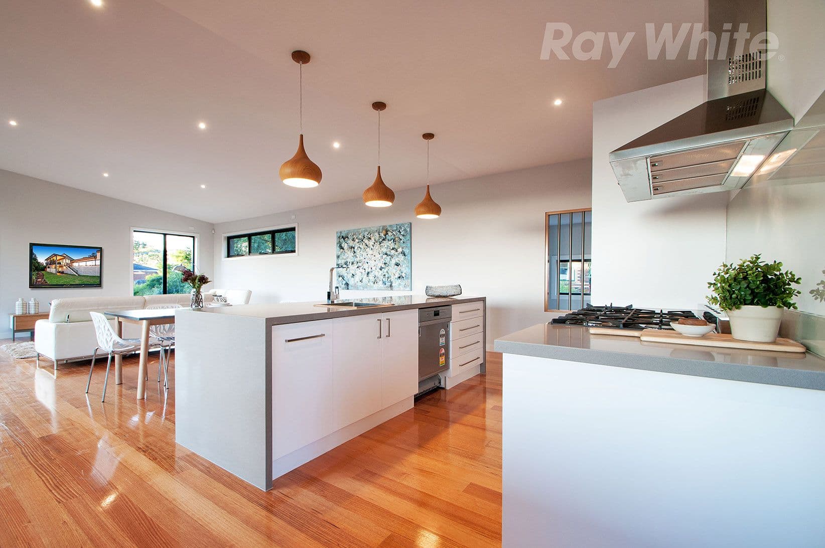 5 WOODLAND Avenue, Croydon VIC 3136, Croydon - Thumbnail 5