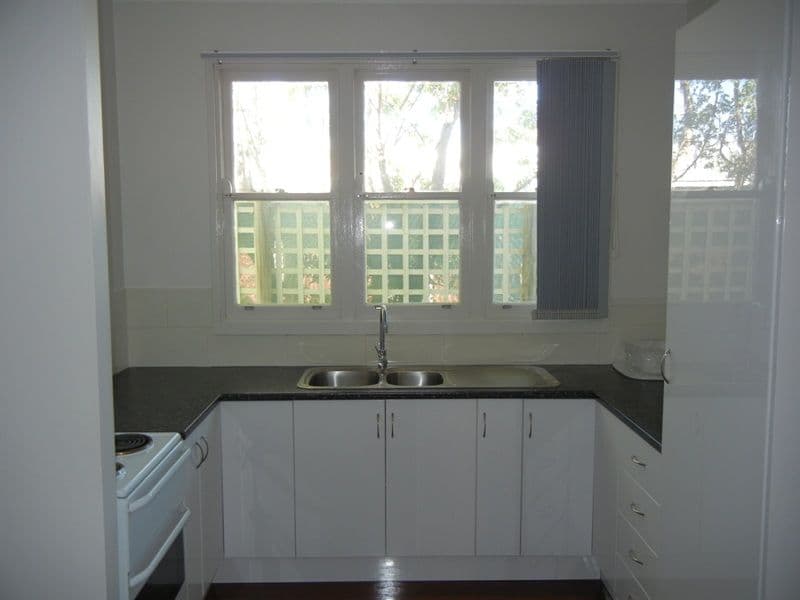 19 Quarry Street, GERALDTON WA 6530, Geraldton - Thumbnail 2