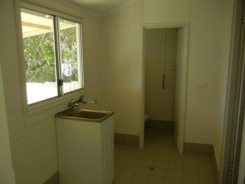 19 Quarry Street, GERALDTON WA 6530, Geraldton - Thumbnail 4