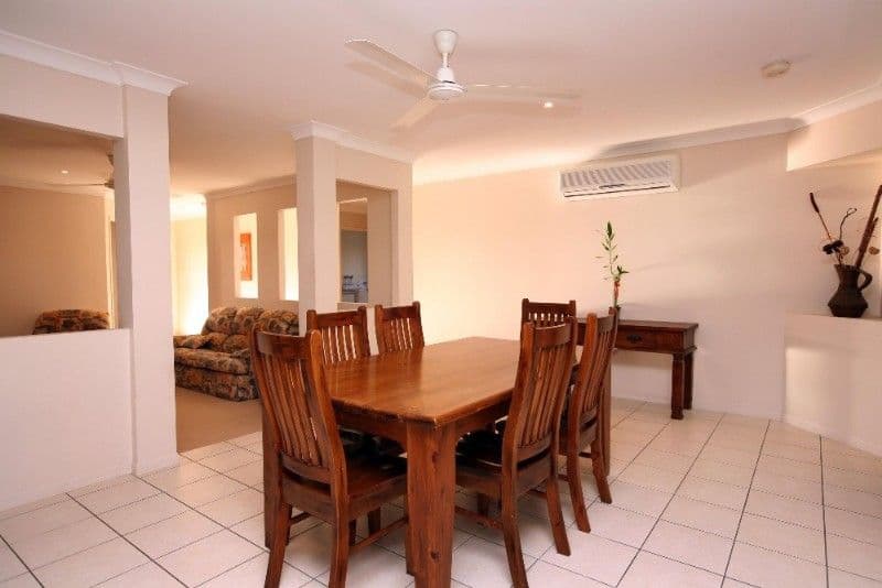 24 Monaro Circuit, MOUNT LOUISA QLD 4814, Mount Louisa - Thumbnail 5