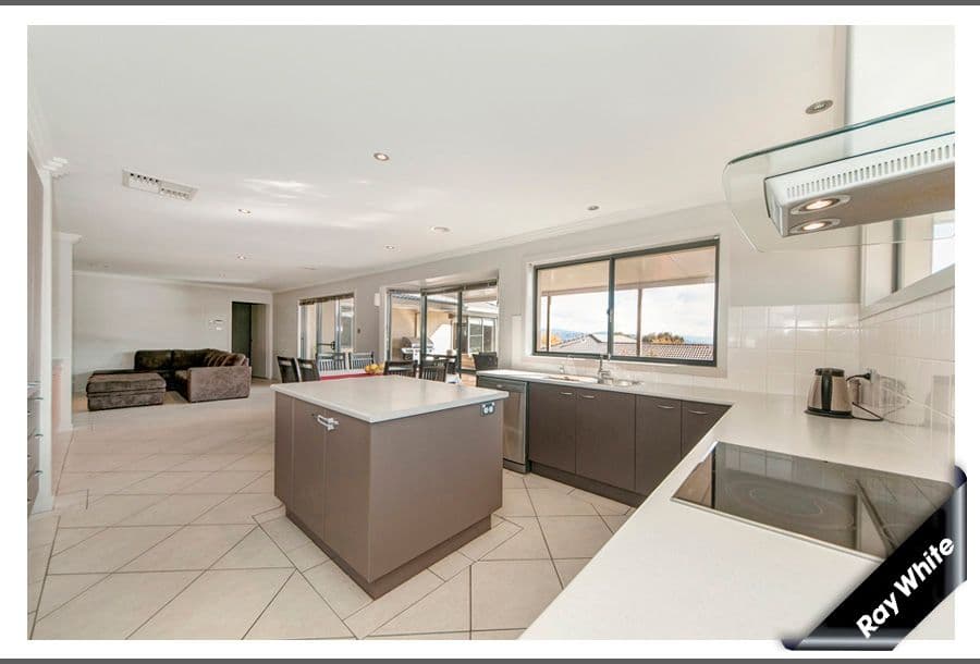34 Jane Sutherland Street, CONDER ACT 2906, Conder - Thumbnail 2