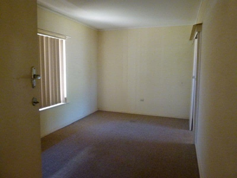 35 Wambat Street, FORBES NSW 2871, Forbes - Thumbnail 6