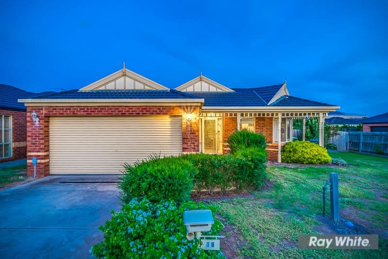 18 Rose grange Boulevard, Tarneit VIC 3029, Tarneit - Thumbnail 2